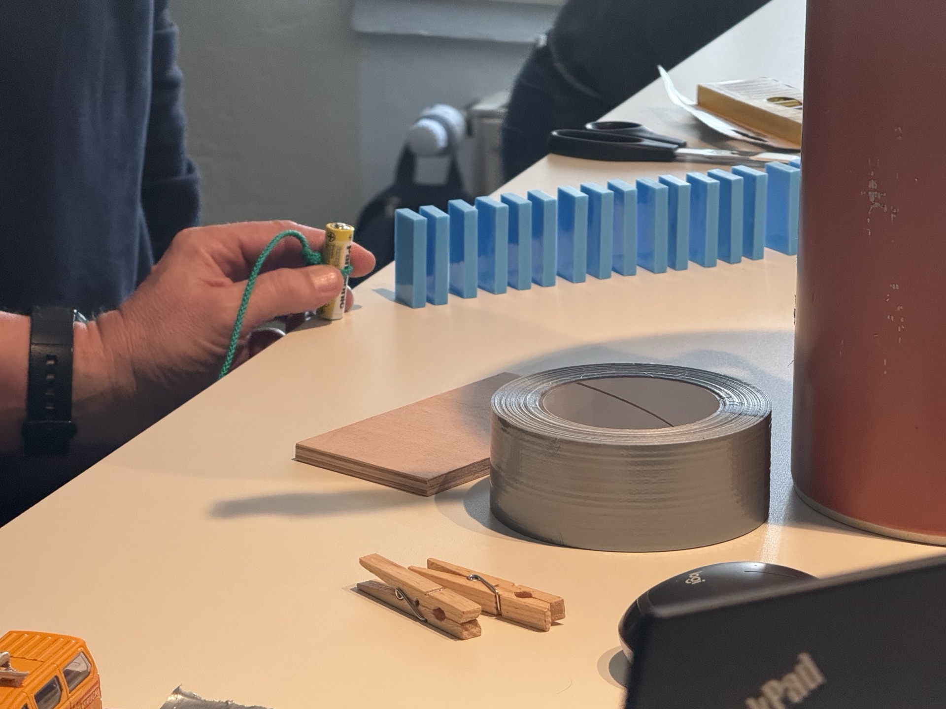 Teilnehmer beim XXL Kettenreaktion von anydoors in Aktion